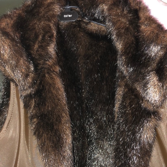 Jackets & Blazers - Reversible Faux fur vest bundle